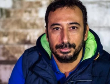 Όταν ο νέος γενικός γραμματέας ενημέρωσης αρεσκόταν σε διαδικτυακές διαμάχες (βίντεο)